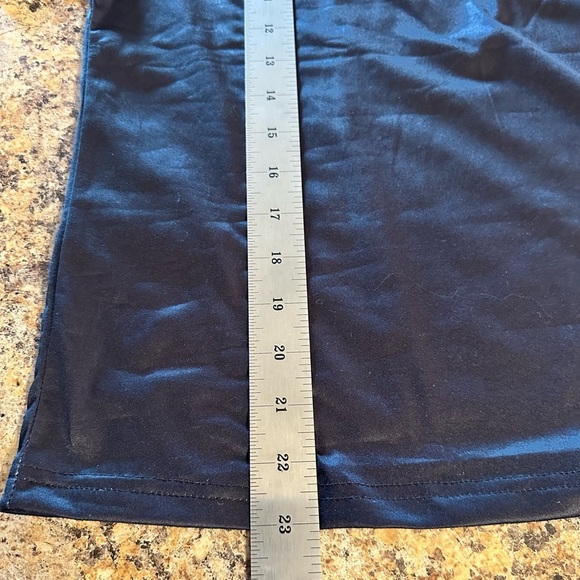 NWOT Black and White Checkered Pajama Set with Red Heart Accents Size Medium - Picture 8 of 15